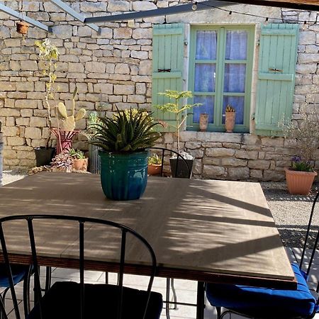 Gite Et Studios Les Barongeres Farges-les-Chalon Eksteriør billede