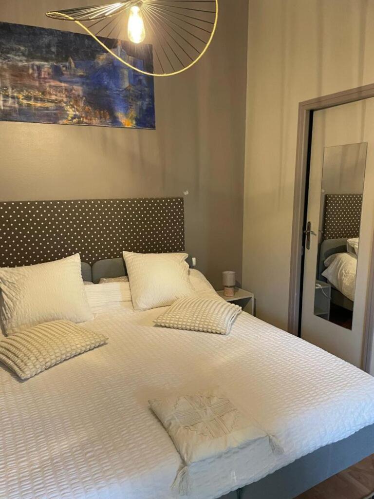 Gite Et Studios Les Barongeres Farges-les-Chalon Eksteriør billede