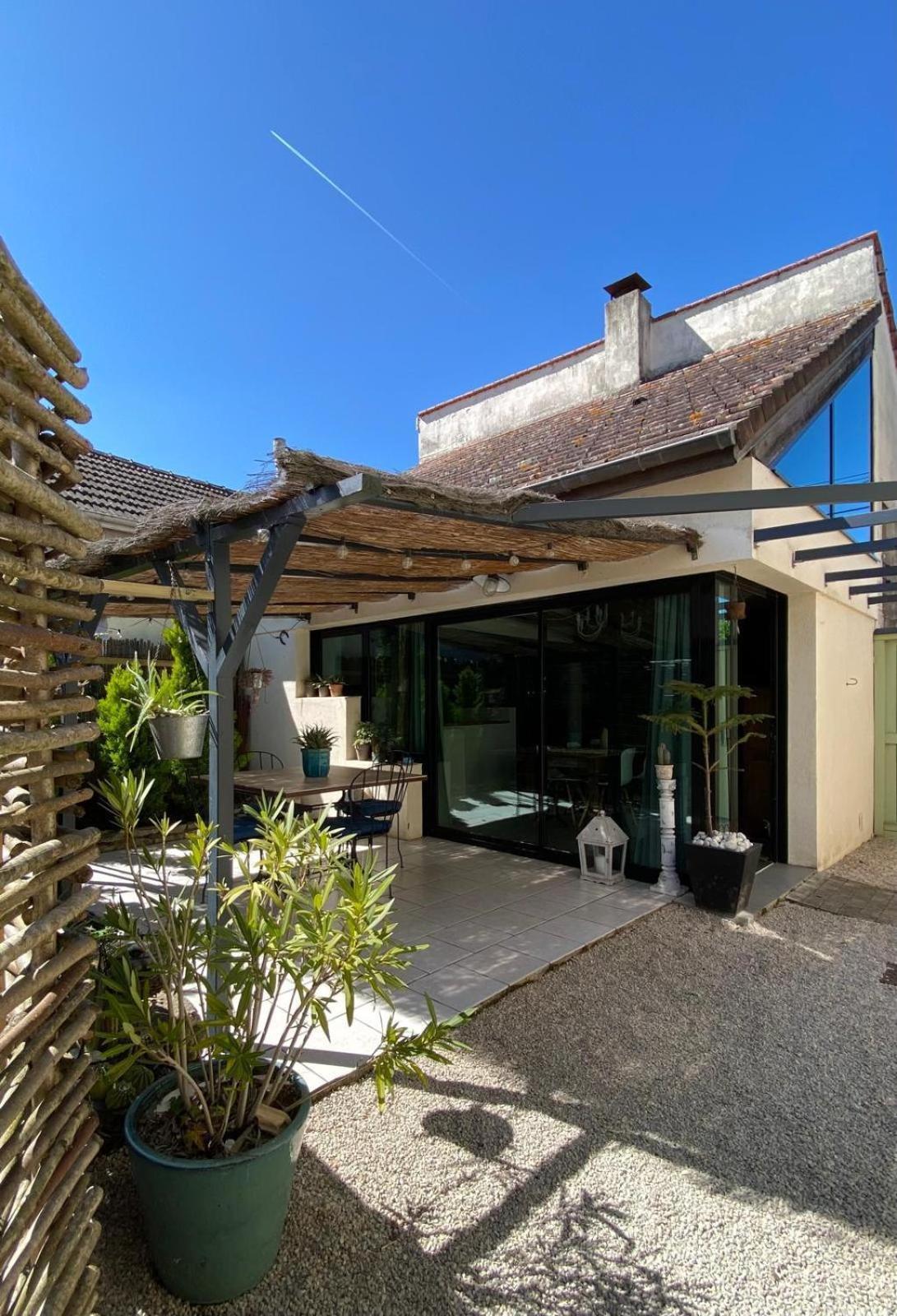 Gite Et Studios Les Barongeres Farges-les-Chalon Eksteriør billede