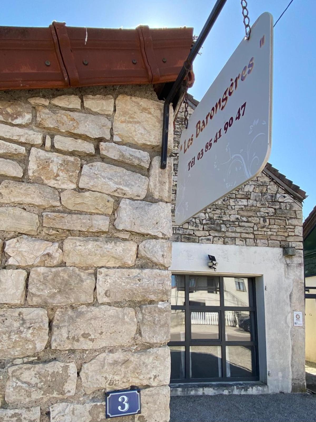 Gite Et Studios Les Barongeres Farges-les-Chalon Eksteriør billede